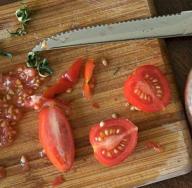 Как да направите доматени семена от вашите собствени домати